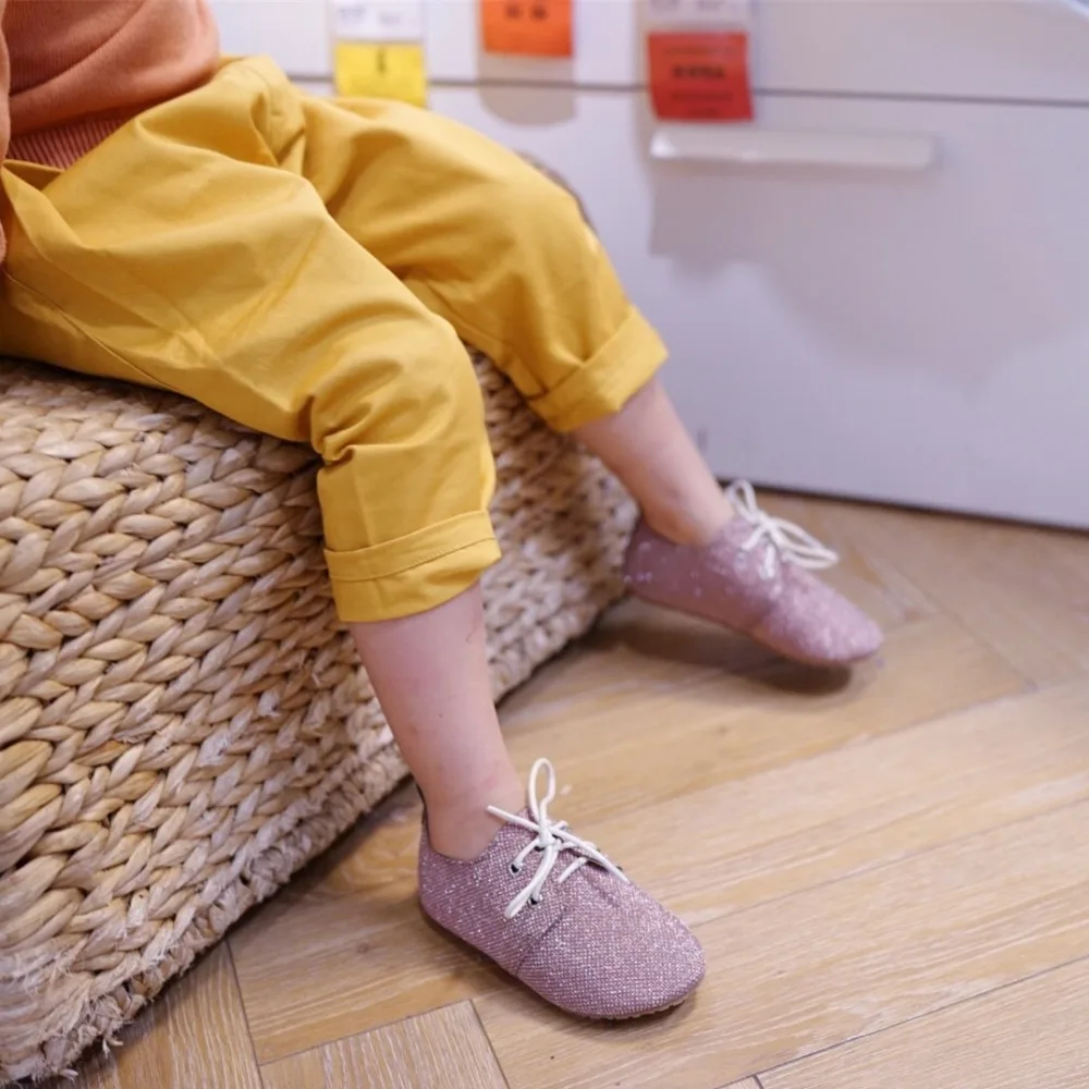 

2020 Autumn New Fashion Girls Shoes Shiny Glitter Leather Flats For Big Kids Princess Sweet Wedding Shoes Sequins