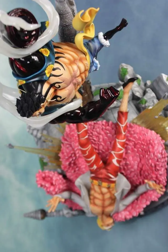 В наличии Поклонники модели Luffy vs Doflamingo GK из смолы 48 см сделано для коллекции
