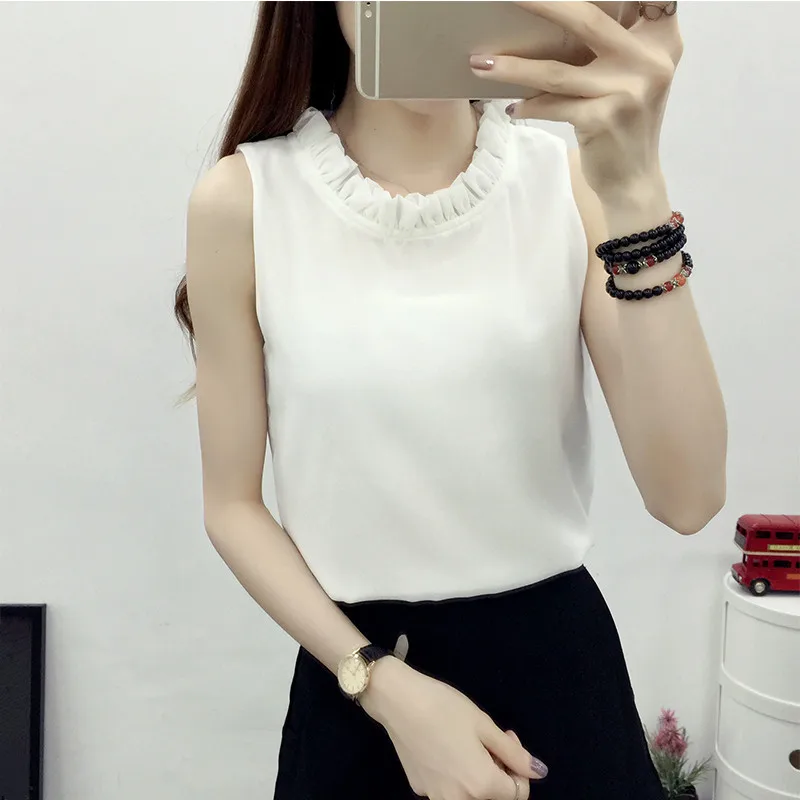 Женская шифоновая блузка без рукавов однотонная с оборками и круглым вырезом 6