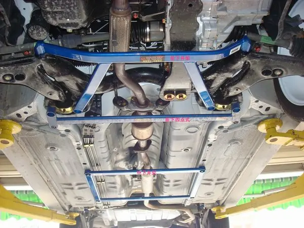 Для Mitsubishi LIONCEL V3 бывших в верхнем правом углу Баланс Полюс усилитель кузова