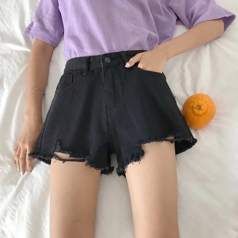 Элегантные джинсовые шорты с рваным подолом Новинка лета 2019 повседневные