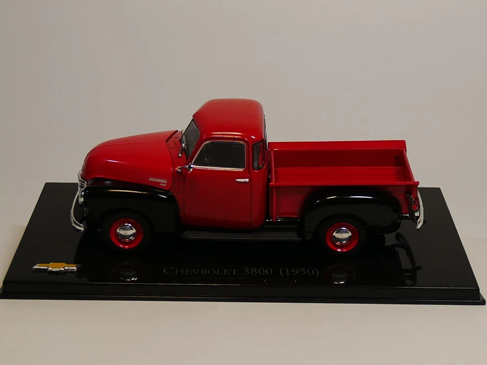 Ixo 1:43 Chevrolet 3800 1950 литая модель автомобиля| |