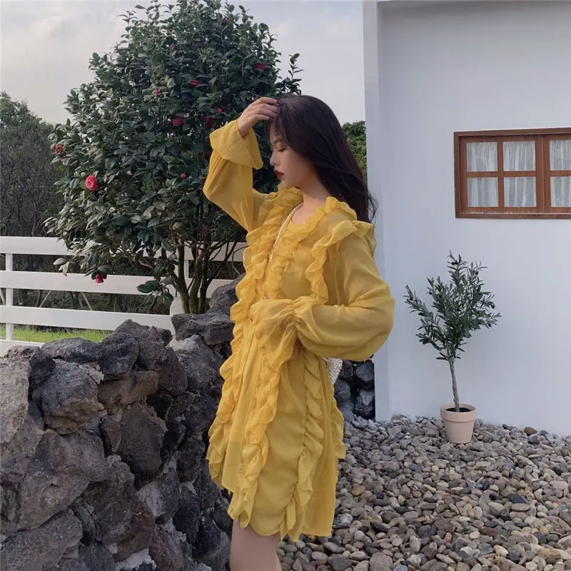 Женское однобортное мини-платье с рюшами V-образным вырезом 2 цвета |