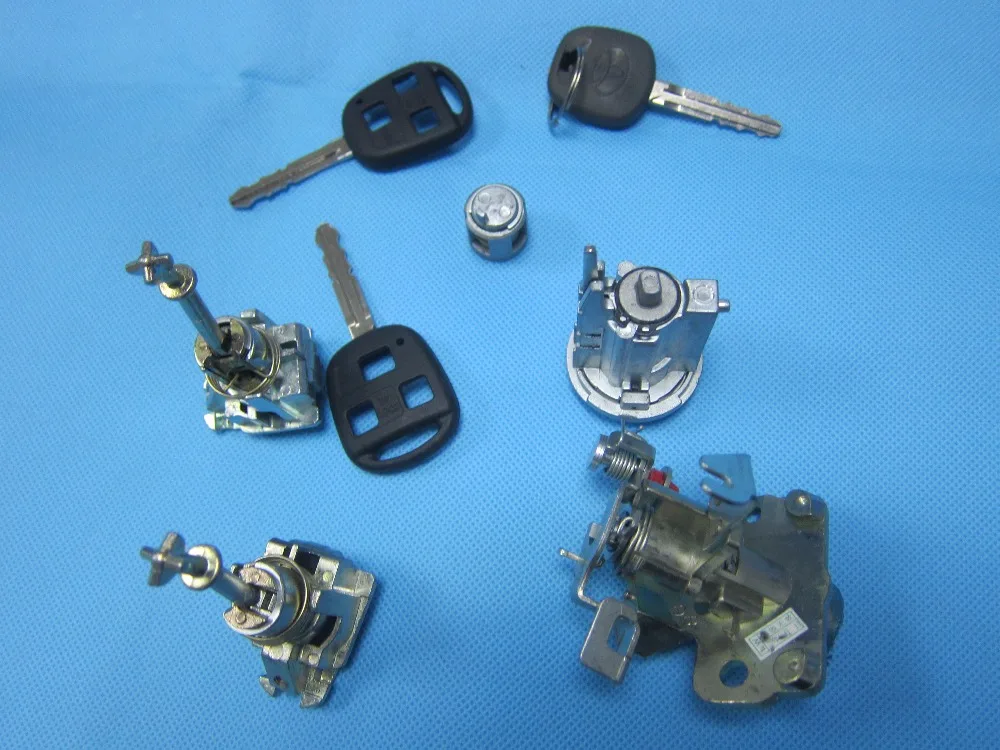Этот замок цилиндр в сборе для TOYOTA CAMRY ACV30 ACV31 2 0 4 2002 2003 2004 2005 2006 OEM: 69005 3T130|Комнатные