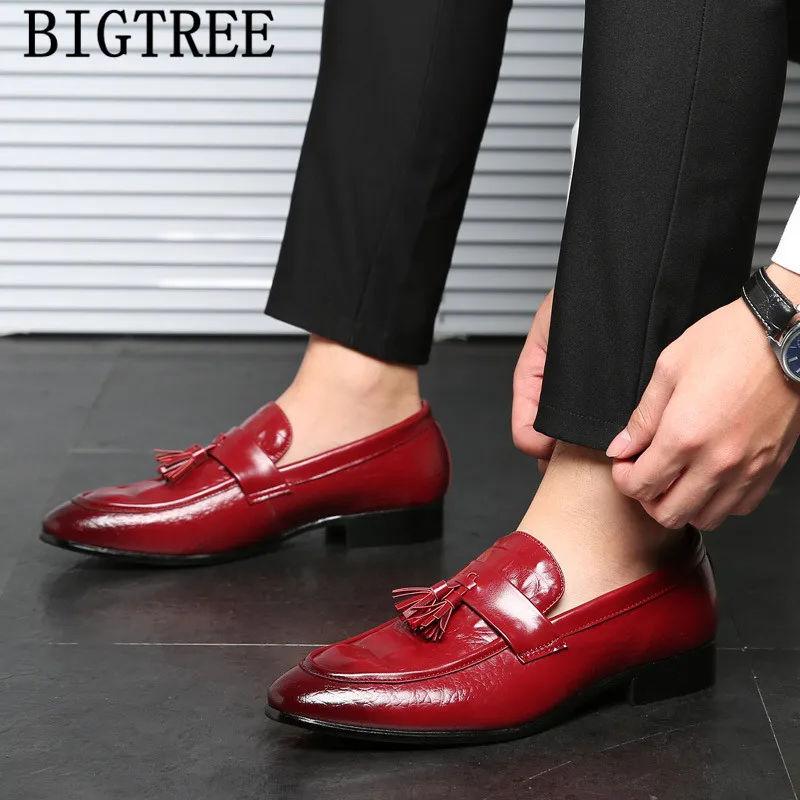 

Crocodile Shoes Coiffeur Tassel Shoes Men Loafers Italian Luxury Brand Formal Shoes Men Chaussure Homme Sapato Social Masculino