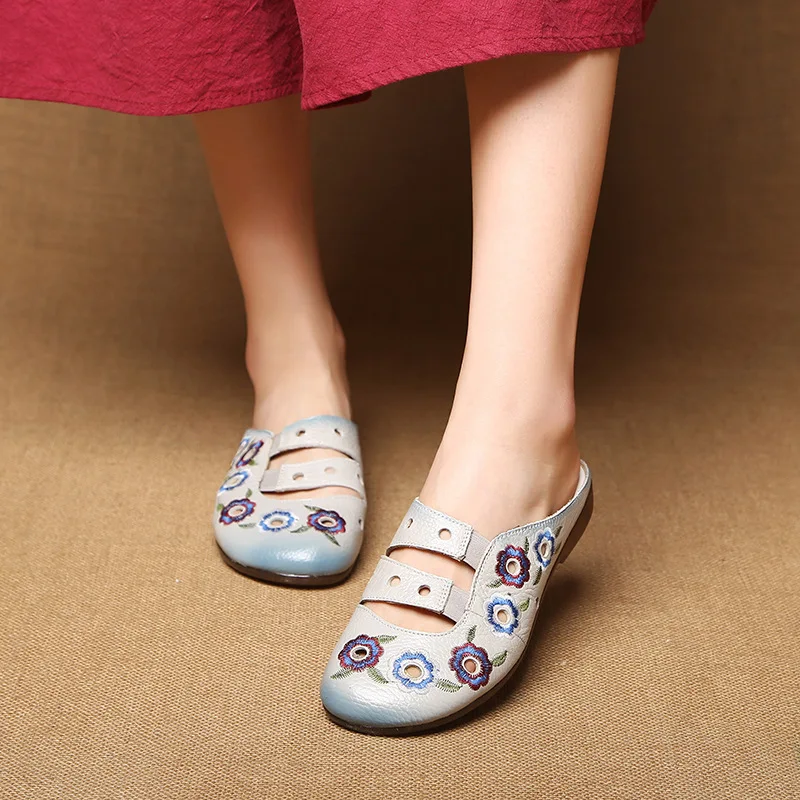 Летние женские тапочки GKTINOO сандалии из натуральной кожи с вышивкой и вырезами