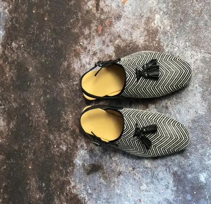 Сандалии мужские летние с закрытым носком черные и белые полосы модные сандалии