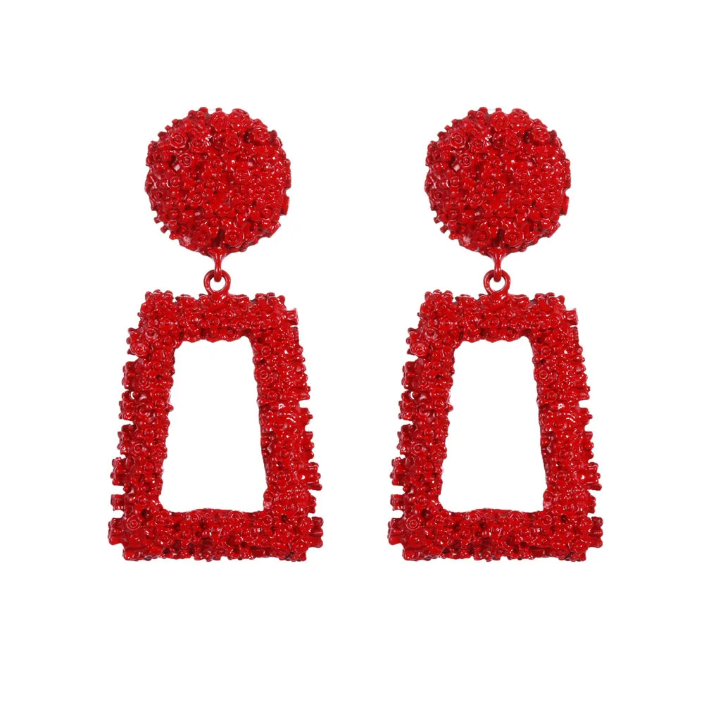 Red Earrings 1 пара, модные панк готические золотые металлические Висячие серьги для женщин, массивные ювелирные изделия, геометрические большие висячие серьги, хороший подарок - Окраска металла: Red Earrings