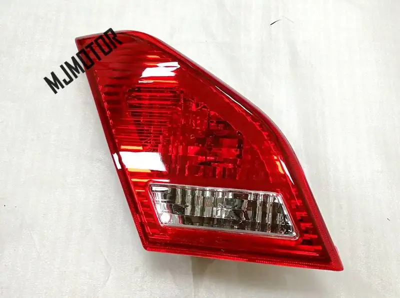Задний фонарь в сборе. Левая/правая сторона для китайского Brilliance BS4 M2 2006 2009