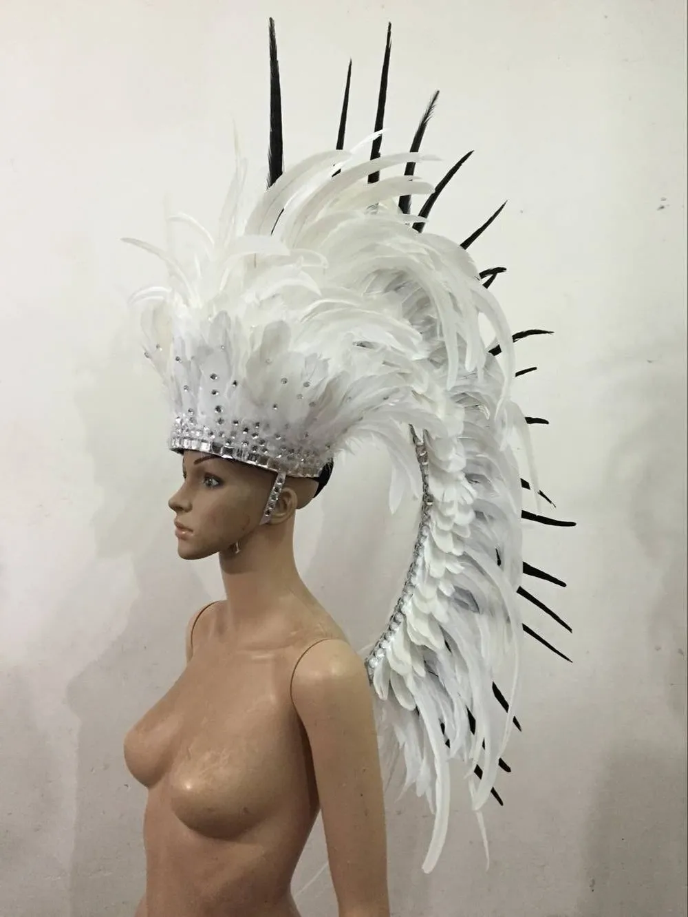 Бразилия Рио испанский Куба Гавана Венеция дионисией карнавальный костюм