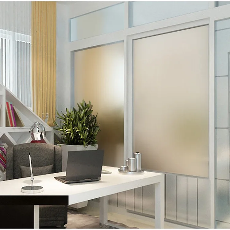 Виниловая наклейка на окна из матового золотого стекла без клея для офиса