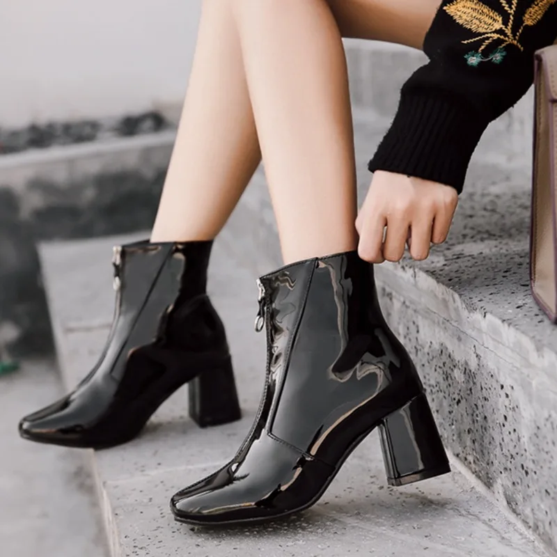 Британский стиль Лакированная кожа Обувь Челси bota feminina с квадратным носком Лидер