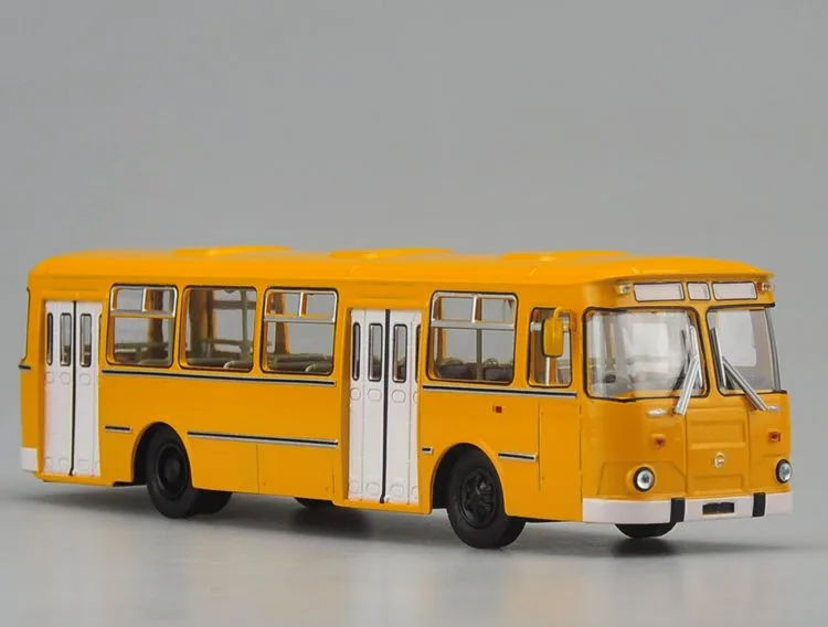 

Alloy Model Gift 1:43 Scale Russian 677M Vintage Auto City Transit Bus Vehicle DieCast Toy Model for Collection Decoration