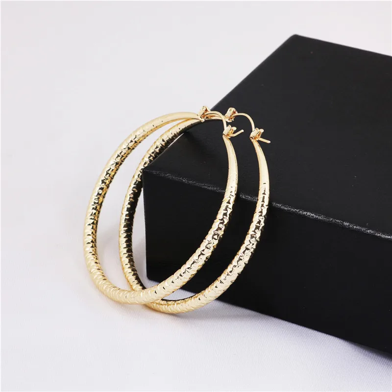 

Vintage Carved Geometric Hoop Earrings Diameter 60mm Trendy Gold Color Hoop Earrings For Women Girl Party Gift Statement Jewelry