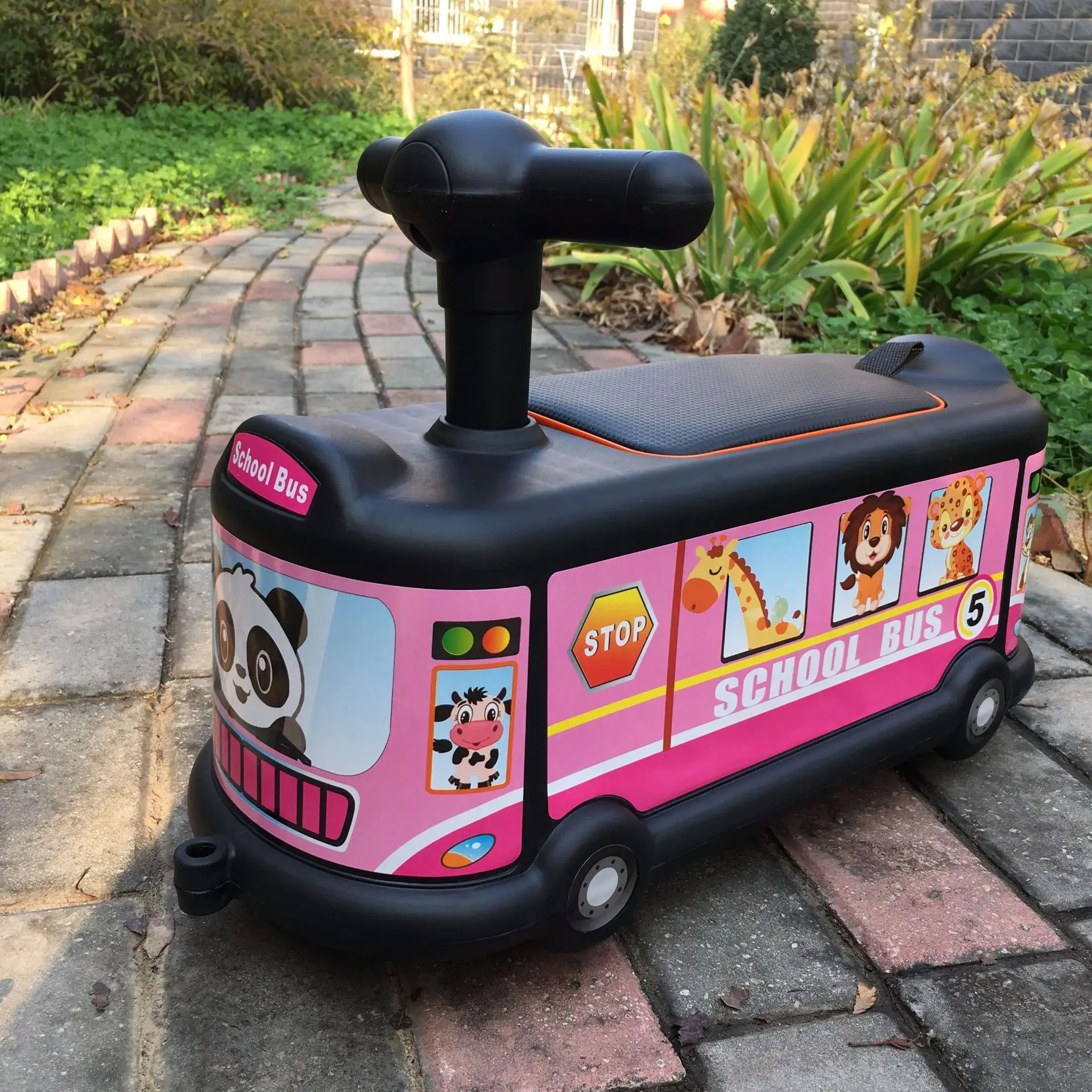 pink school bus Детские игрушки машинка с рулем четырехколесный Универсальный бесшумный ходунки колеса дети кататься на игрушки, детская игрушка автобус - Цвет: pink school bus
