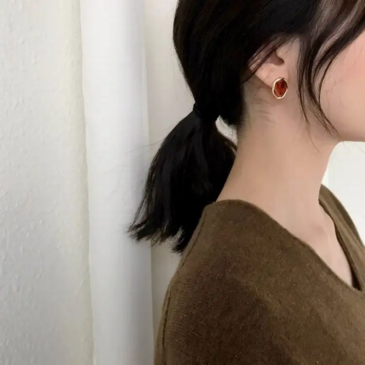 MENGJIQIAO новые винтажные круглые акриловые каменные серьги-гвоздики для женщин простой темперамент маленький букле D'oreille Bijoux Femme