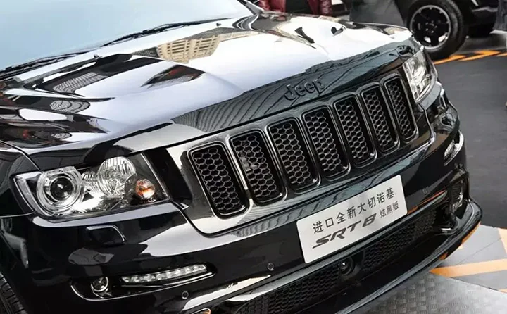Сетчатая решетка с сотовой сеткой Модифицированная крупная SRT8 Решетка переднего