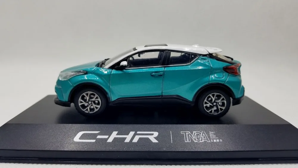 1:43 литая под давлением модель для Toyota C HR 2017 зеленый внедорожный игрушечный