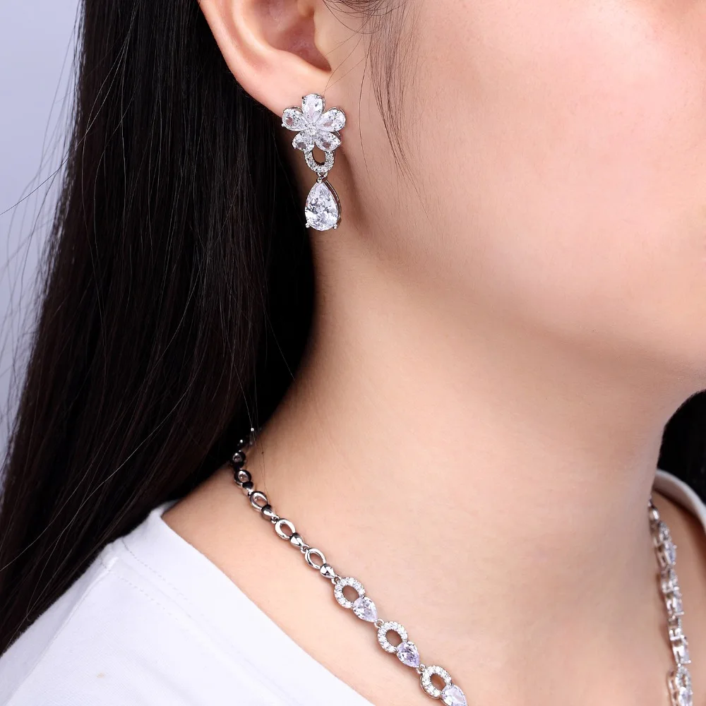 Комплект из колье и серёг с фианитом|Ювелирные наборы| |