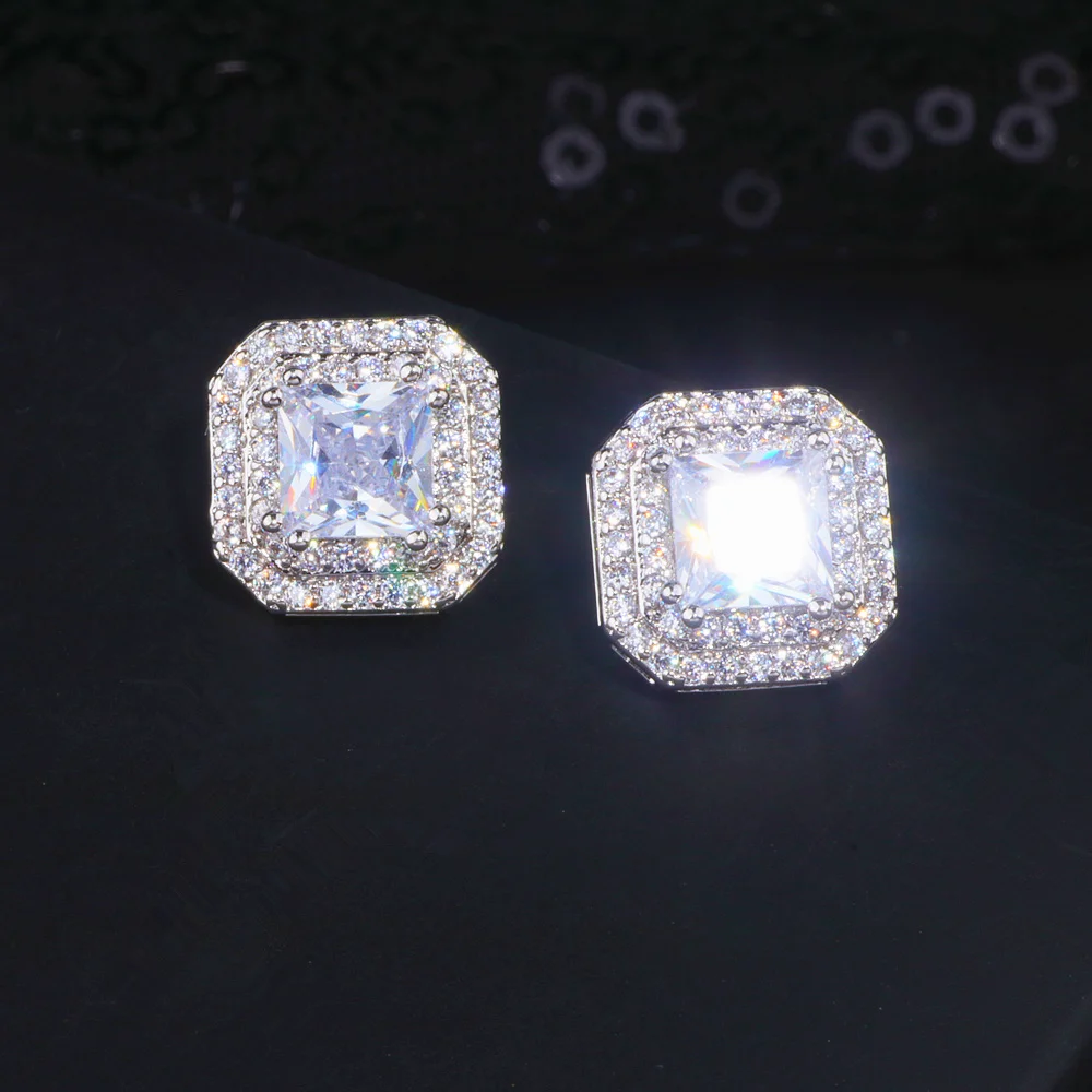 Классические блестящие серьги с цирконием кубической огранки серебристые