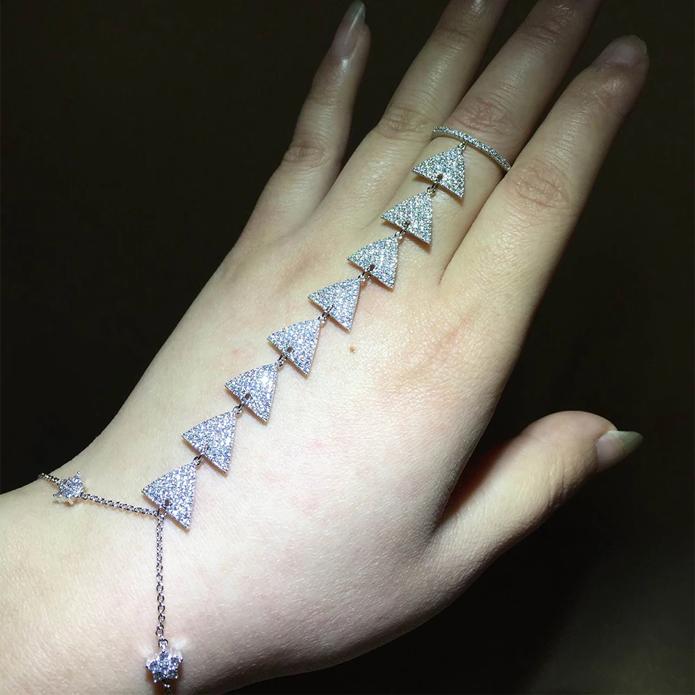 

Madrry Fashion Women Chain Bracelet Triangle Shape Personality Pulsera Finger Aros Gold color Cubic Zirconia Wedding Joyas