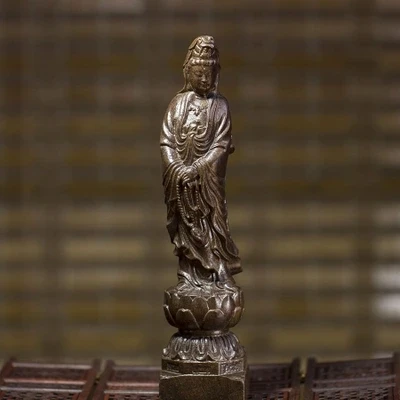 

Вьетнамские натуральные благовония резьба по дереву Guanyin Bodhisattva украшение