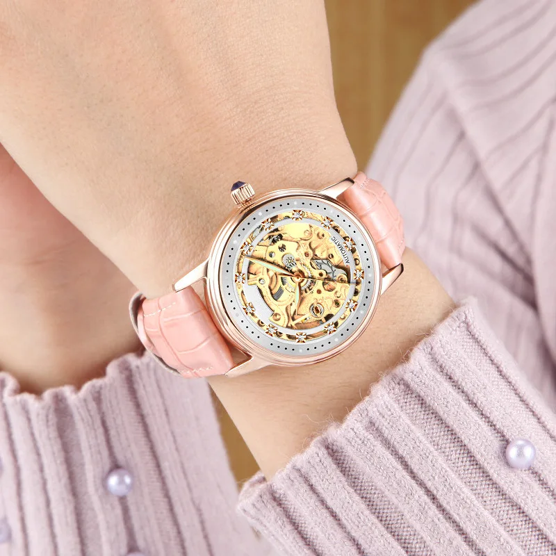 Женские наручные часы SOLLEN золотые автоматические механические с кожаным