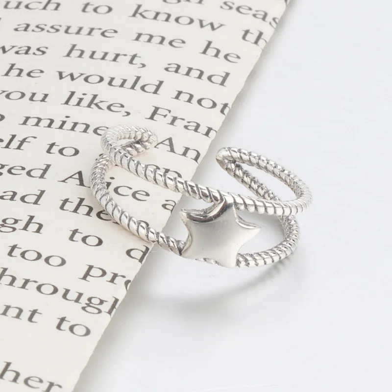 Женское кольцо со звездочкой из чистого серебра 925 тайского с эффектом черного