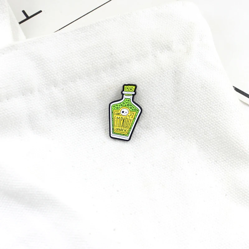 Брошь в виде бутылки волшебной медицины Детская Милая забавная брошь ювелирный