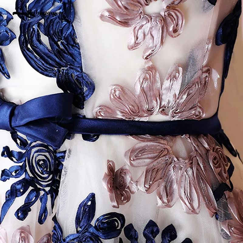 Сексуальное длинное платье для выпускного бала с глубоким вырезом и