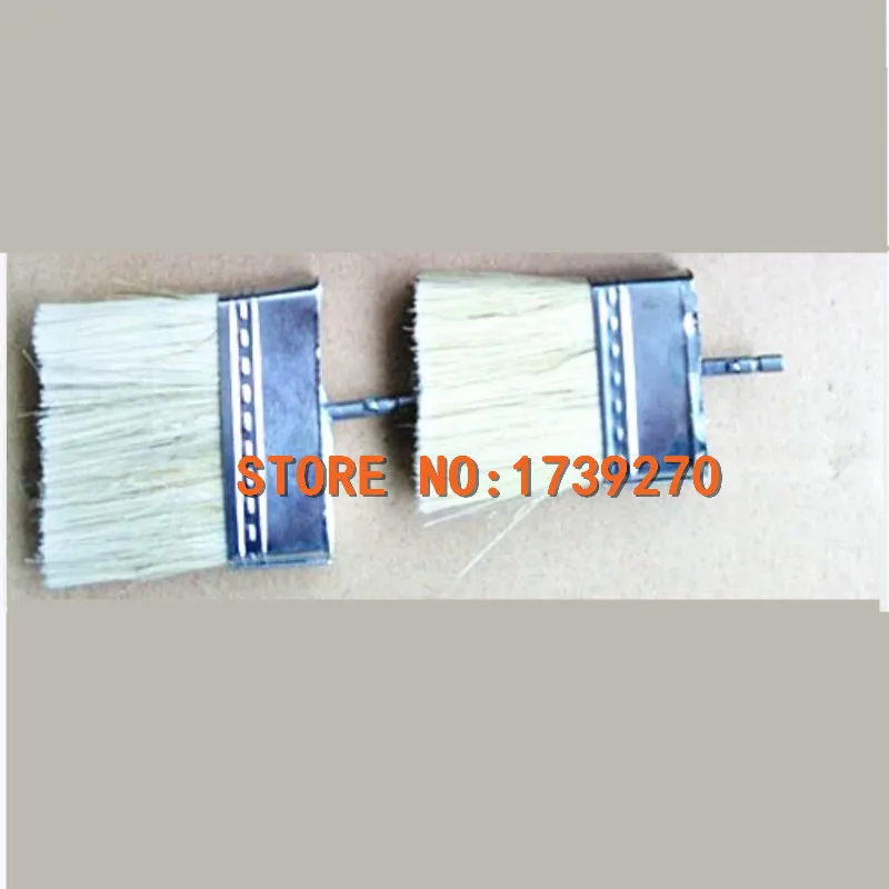 

2018 electric oil brush for all kind of cake mold with 2 brushes