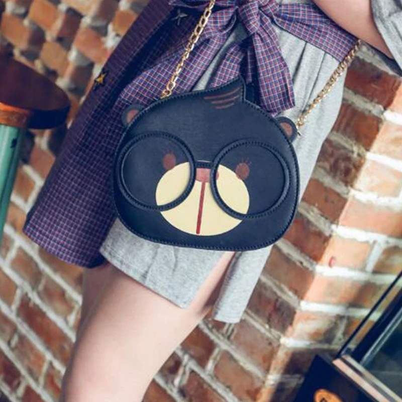 Женская сумка через плечо с милым рисунком белки маленькая короткая