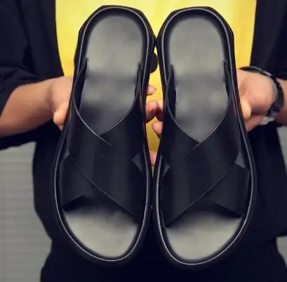 Мужская обувь модные пляжные тапочки кожаная на плоской подошве женские черные