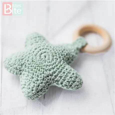 Green Star Bite bings 1 шт. Amigurumi Star Mobile для детской кроватки, подвесные игрушки, погремушки для младенцев, забавные Развивающие игрушки для малышей, вязанные крючком детские игрушки - Цвет: Green Star