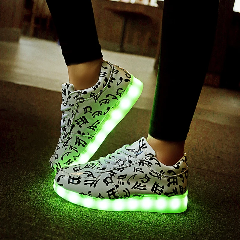7ipupas Мальчики Девочки Дети Мода Led Светящиеся кроссовки хорошее качество туфли со светодиодной подсветкой usb Красочные влюбленные светящиеся кроссовки