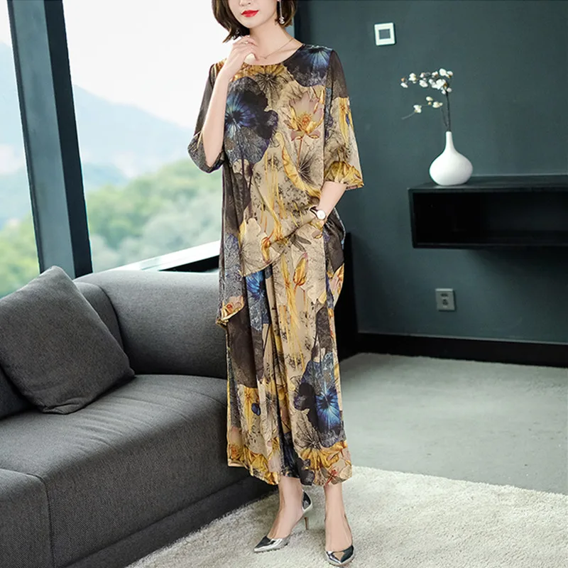 Женский костюм из двух предметов блузка с цветочным принтом и широкие брюки