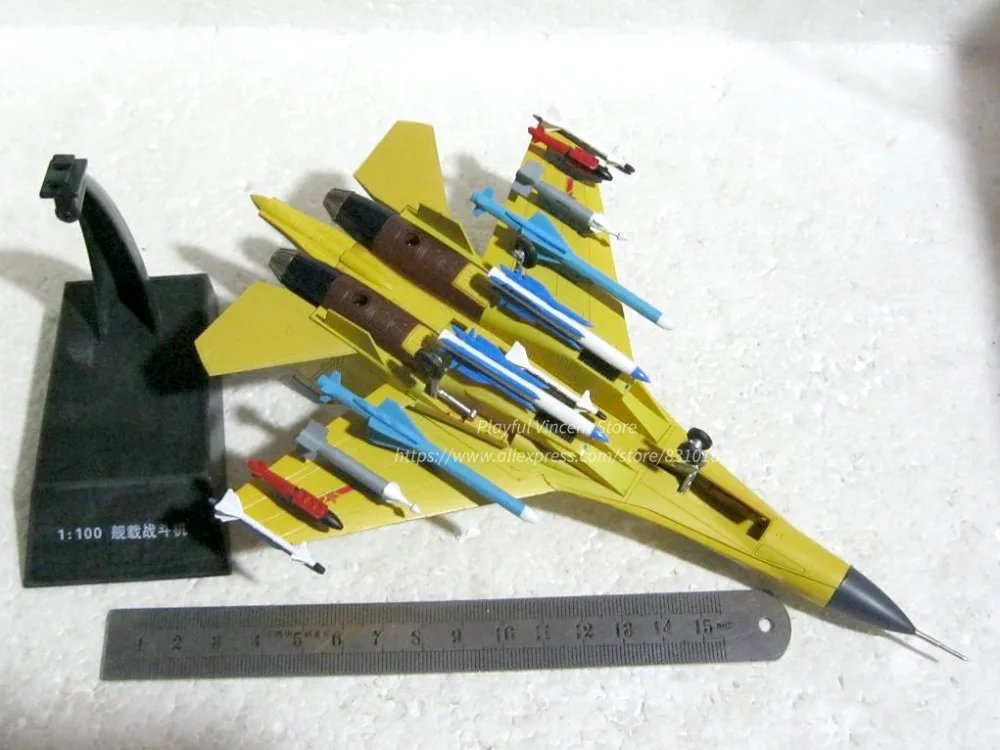 Суперценная модель 1:100 самолета из сплава ВВС с двумя сидениями| |