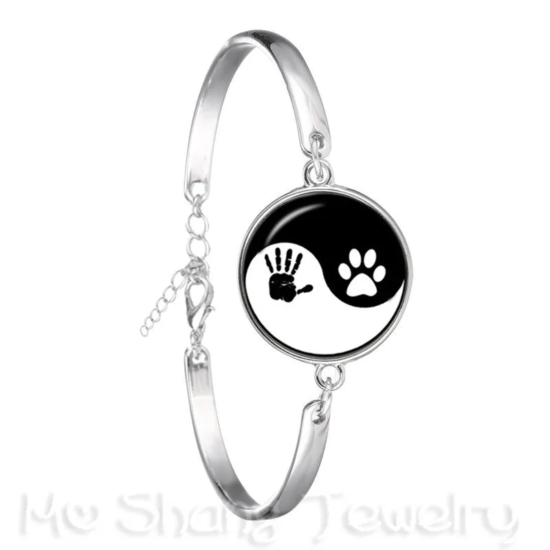 Браслет с символом Инь Ян черно белый цветок символ посеребренный браслет