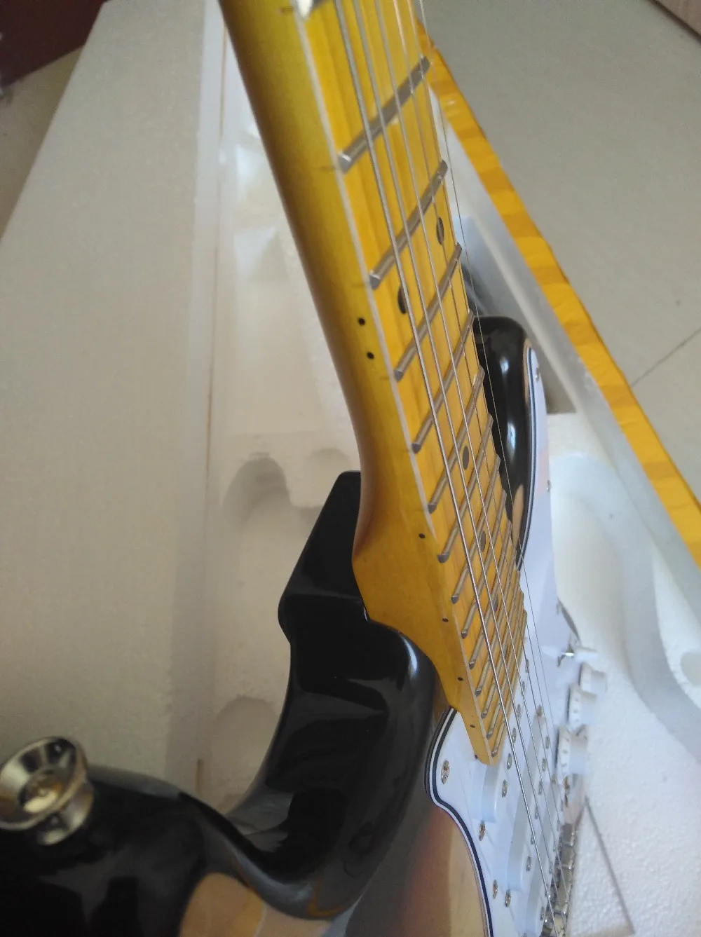 Реликвия Stratocaster Sunburst ST ясень желтый Винтаж клен для грифа электрогитары | Спорт и