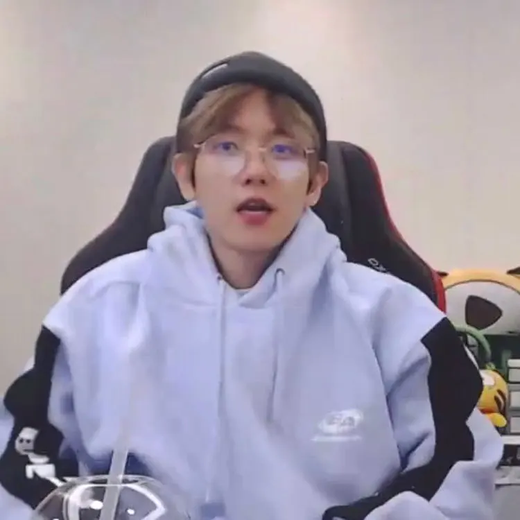 Толстовка Kpop EXO BAEK HYUN Baek Hyun одинаковая Корейская уличная одежда с длинными