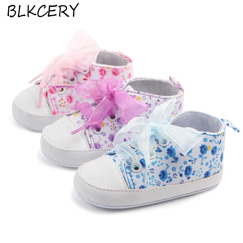 

New Fashion Baby Girls Shoes Lace-Up Bow Tie Toddler Newborn Polka Dots Infant Classic First Walkers Toddler Sneakers Crib Shoes