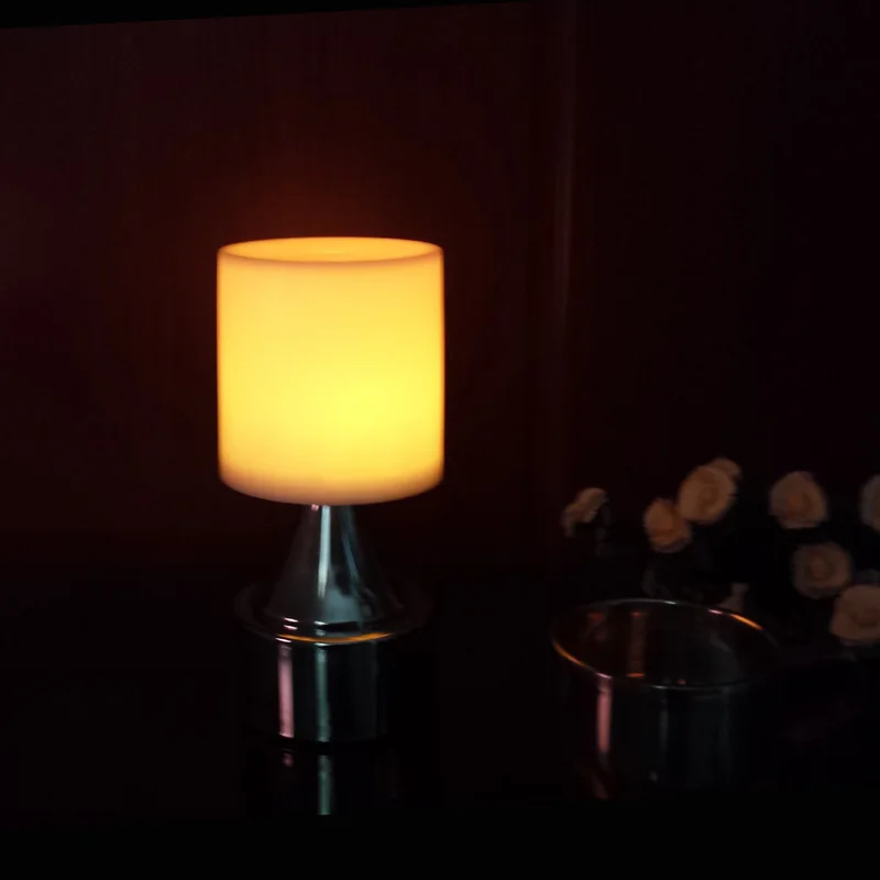 Настольные лампы из АБС пластика с хромированной основой креативный прибор