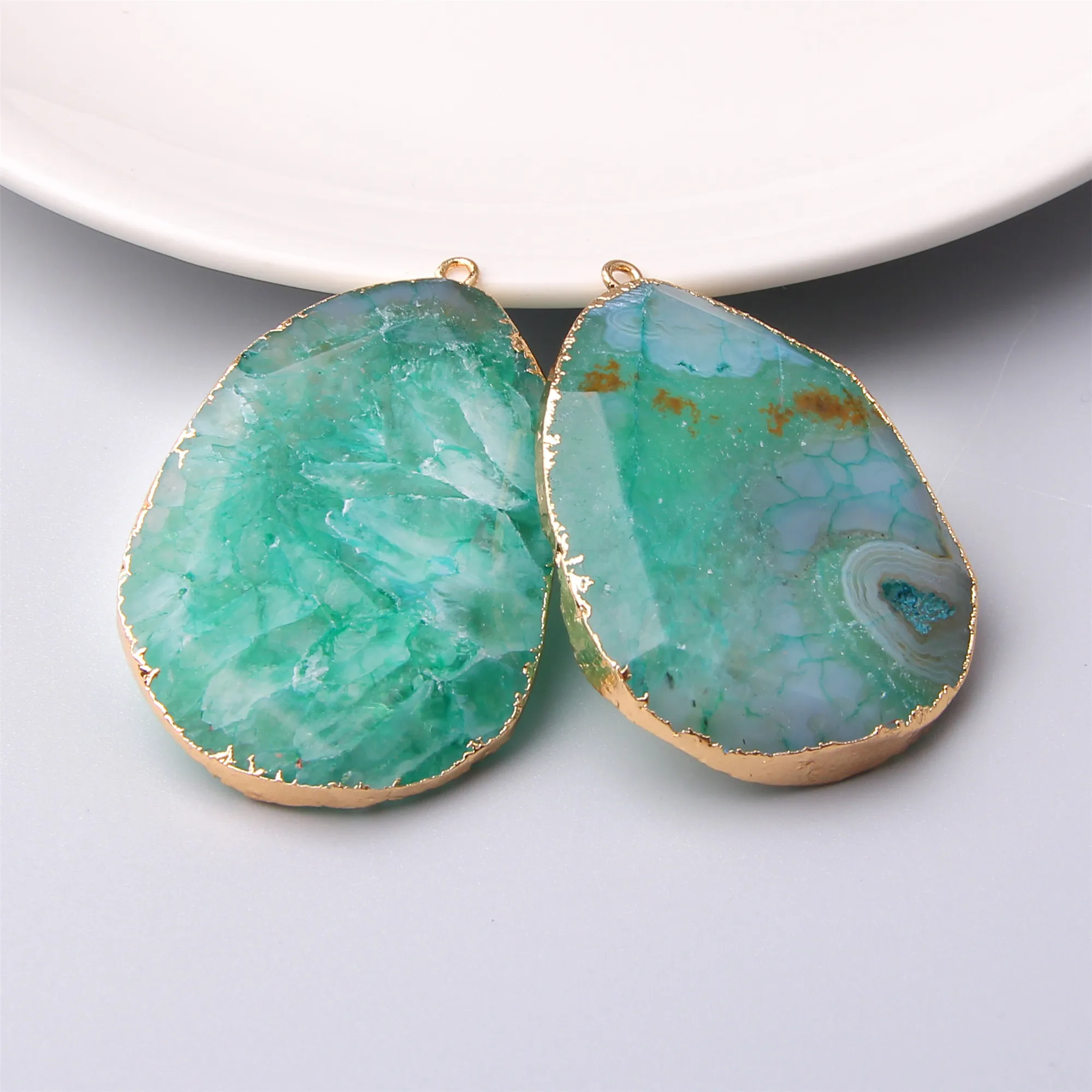 Green agates druzy pendant Women's handmade healing Stone Made Quartz Druzy Pendant Natural Stone Jewelry Druzy wholesale DIY