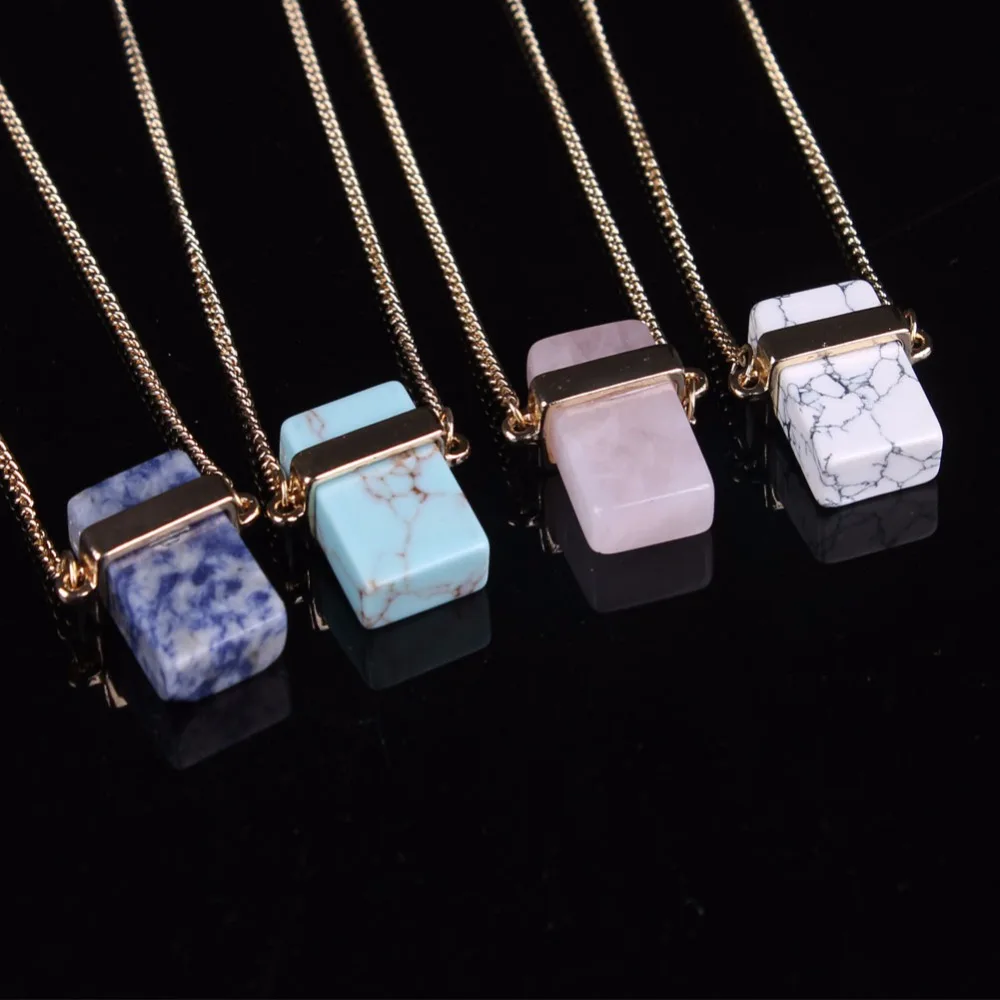 Ожерелье с кулоном Micromart розовое кварцевое синее Aventurine Howlite золотистого цвета