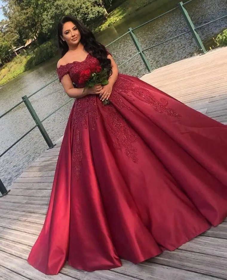 as picture Robe de mariee с открытыми плечами короткий рукав с аппликацией из кружева атласный темно-красный свадебное платье с v-образным вырезом Свадебные платья Vestido de noiva - Цвет: as picture