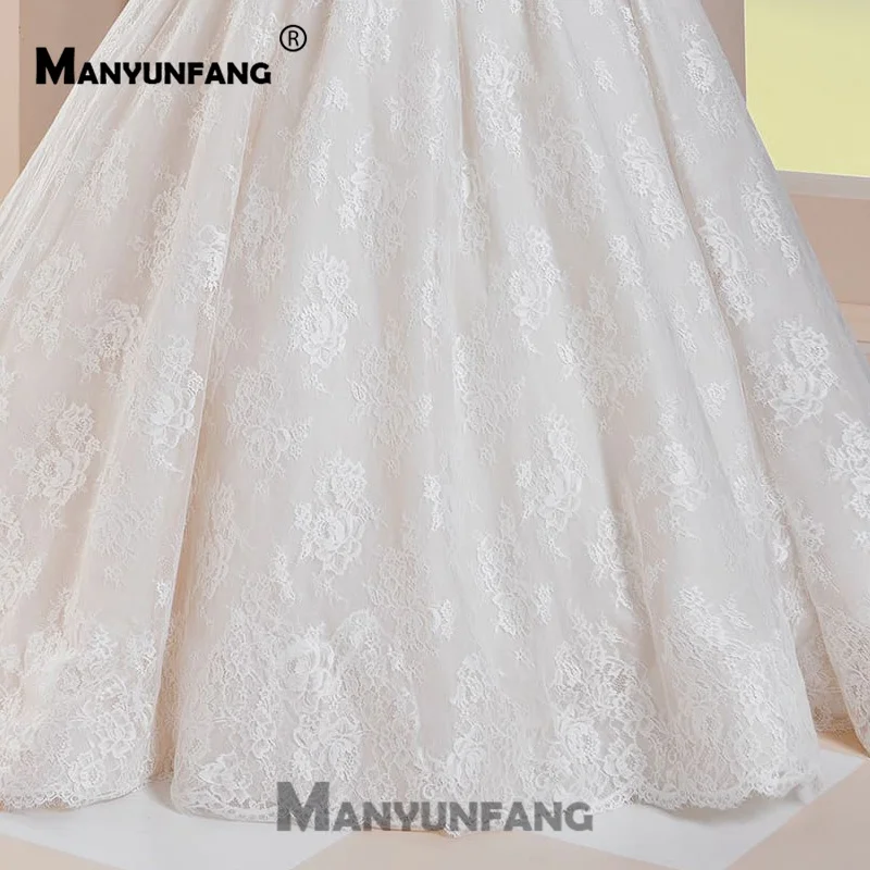 

Half Sleeves Wedding Dress Boho Off The Shoulder Robe De Mariee Courte Luxury Lace Buttons Back Trouwjurk Wedding Dress 2019