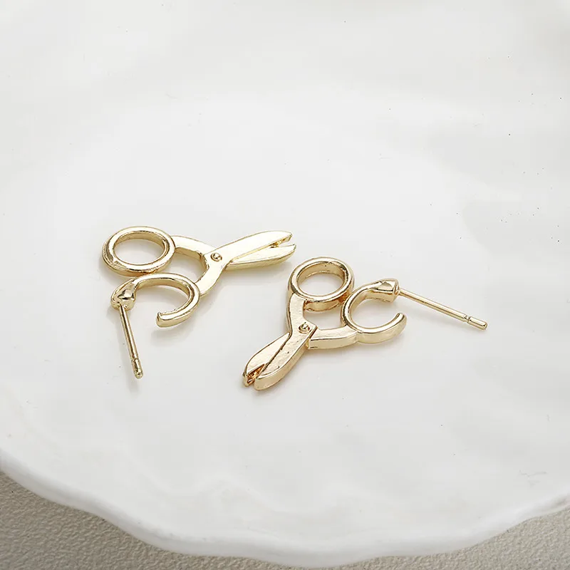 Новые модные дизайнерские серьги в стиле панк простые маленькие ножницы для