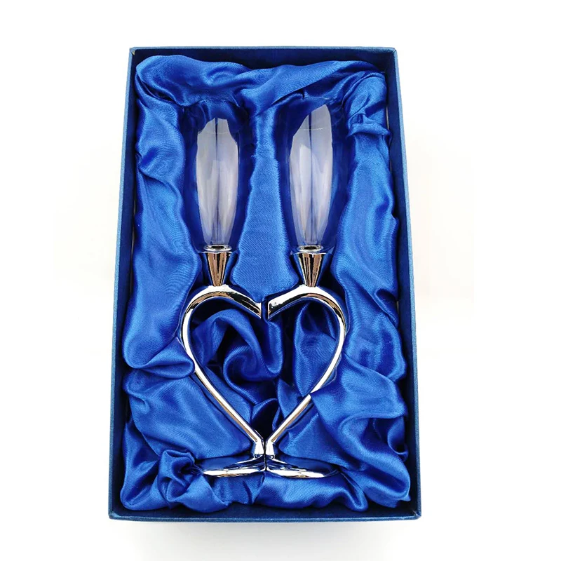 Специальный в форме двух сердец серебряный бокал для шампанского стакан