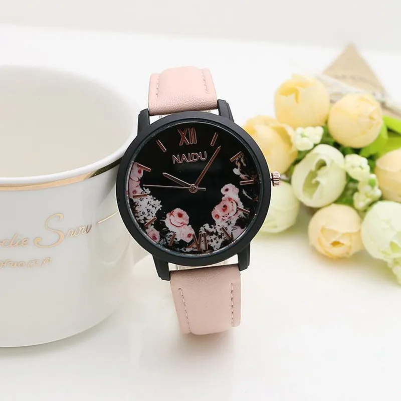 Женские часы с большим циферблатом кварцевые кожаным ремешком Подарочные