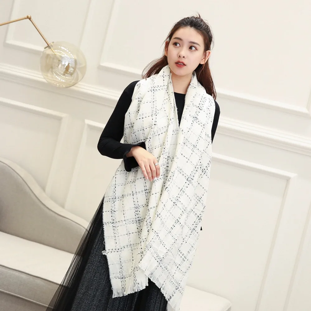 Модный женский клетчатый широкий осенне-зимний теплый шарф белый черный цвет |